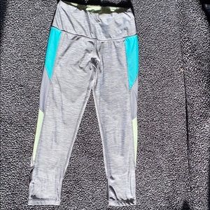 Women’s Capri Leggings